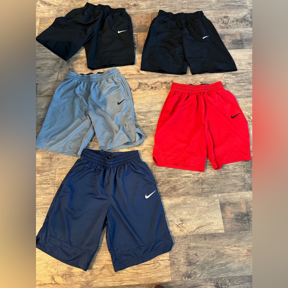 Men’s Nike Basketball Shorts. Size M. A little wear and tear nothing too bad.